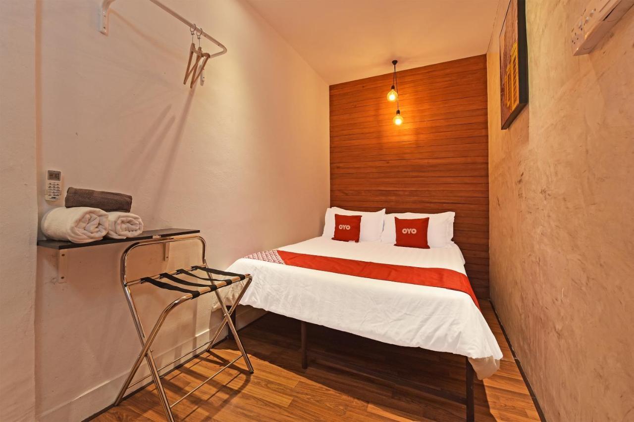 Oyo 90662 The 1975 Hotel Empire กวนตัน ภายนอก รูปภาพ